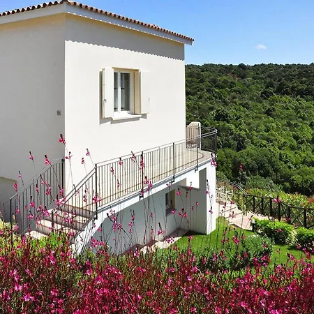 Апартаменты In Golfo Aranci With Terrace Cala Bitta